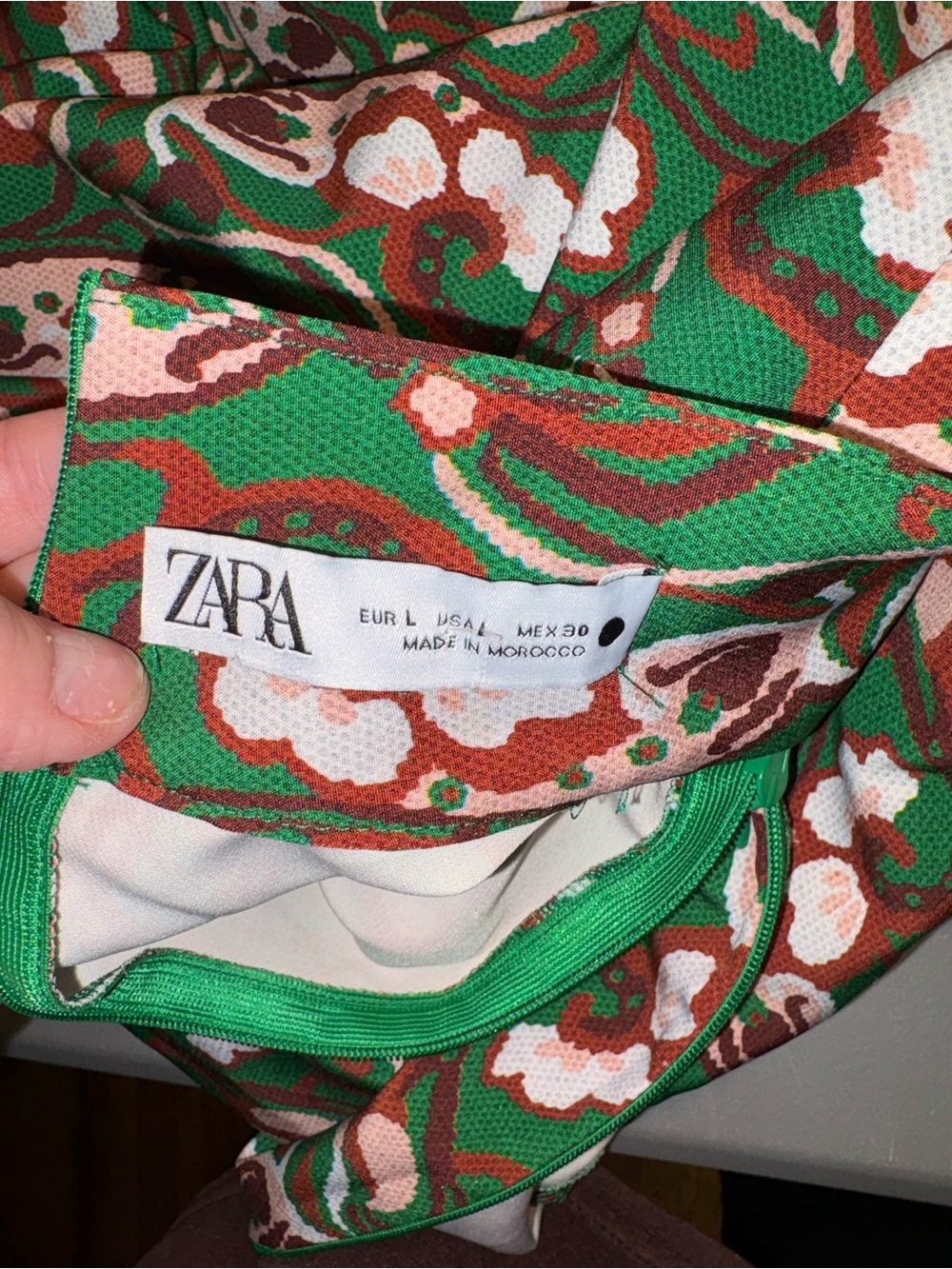 Zara Green Patterned Long-Sleeve Side-Slit Dress - Picture 7 of 8